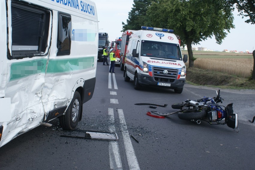 Wypadek z udziałem motocyklisty na ulicy Poznańskiej w...