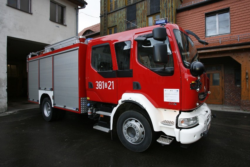 Wałbrzych: Strażacy mają nowy wóz