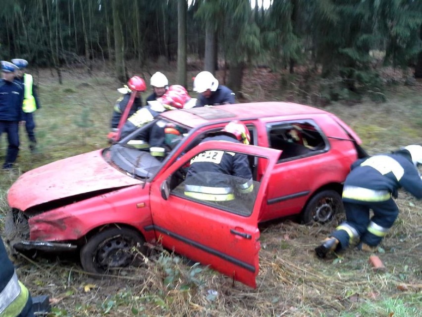 Wyszyny. Wypadek drogowy, ucierpiał mężczyzna