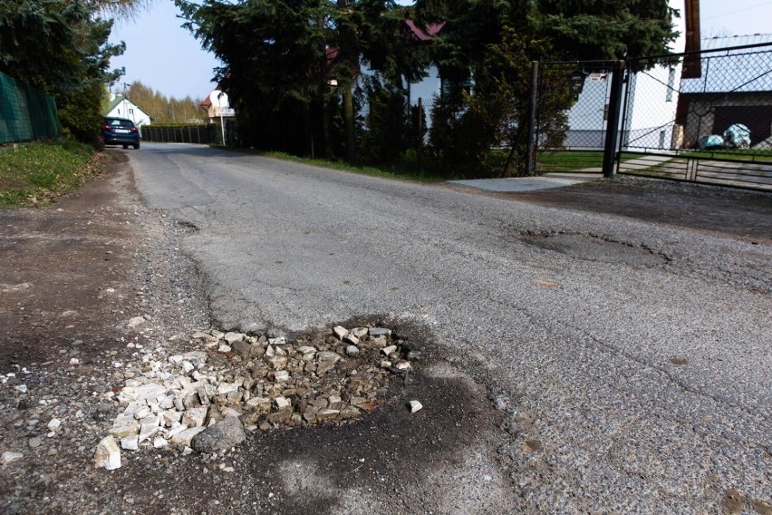 29.04.2022  Ulica Leśne Wzgórze.