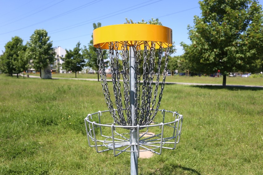 Disc Golf, Warszawa. W Parku Górczewska działa już...