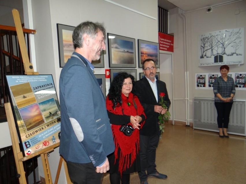 "Człowiek i woda" - wystawa fotografii w Bibliotece w...