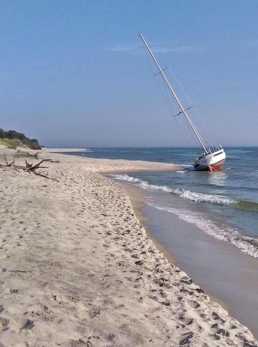 Jacht Kneź wszedł na mieliznę koło Helu