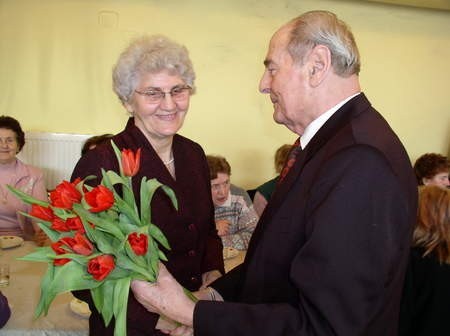 Chojnice. Dzień Kobiet u seniorów