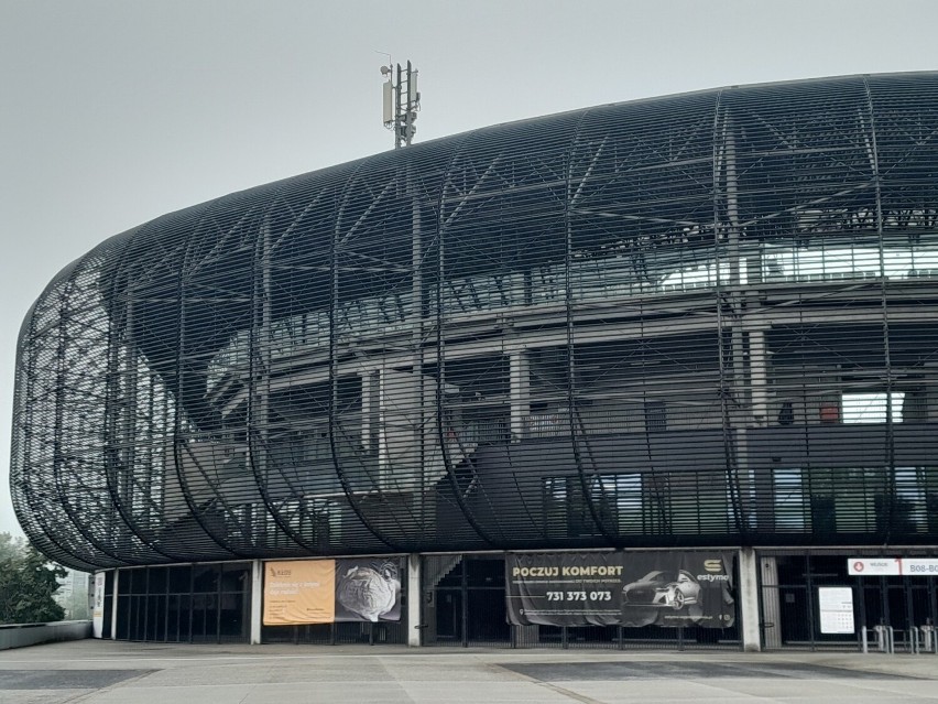 Arena Zabrze będzie mieć nowoczesną czwartą trybunę. 22...