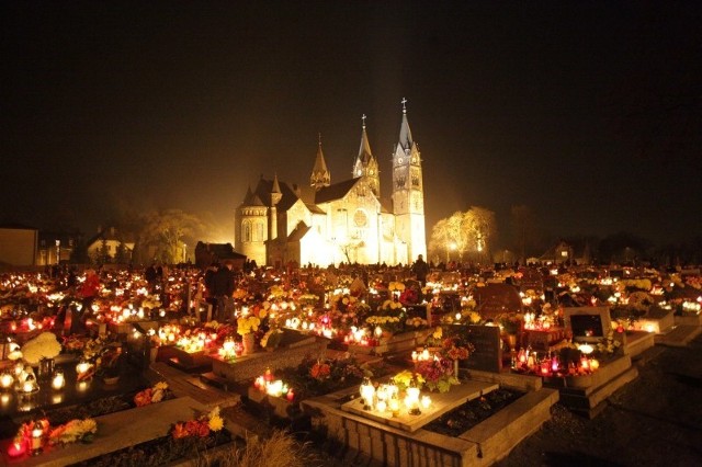 Cmentarz w Kochłowicach, 1.11.2013
