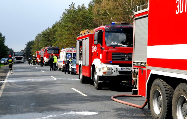 Na drodze krajowej nr 25 między Bydgoszczą a Inowrocławiem doszło dziś rano do zderzenia dwóch samochodów osobowych.
