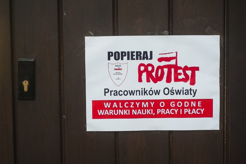 Strajk nauczycieli w Gdańsku - Szkoła Podstawowa nr 50 im....