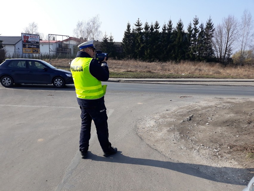 Policjanci z Aleksandrowa Kujawskiego i Włocławka prowadzili wspólnie akcję Prędkość [zdjęcia]