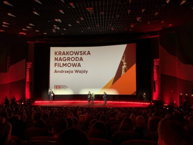 Krakowska Nagroda Filmowa Andrzeja Wajdy zostanie przyznana zwycięzcy 7 maja podczas gali zamknięcia 15. Mastercard OFF CAMERA.