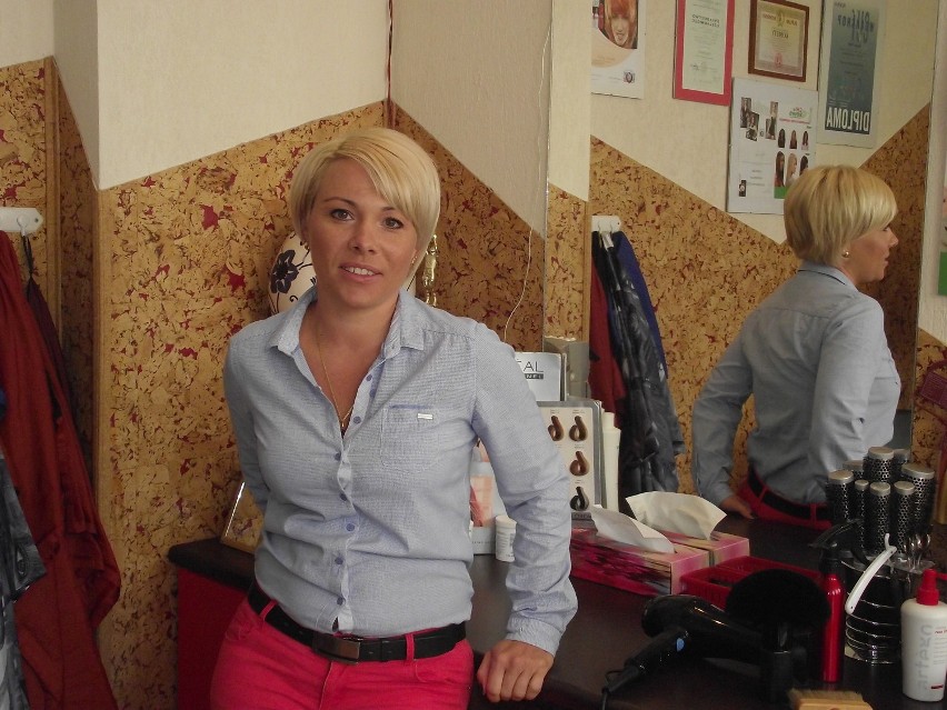 Lucyna Stręk, fryzjerka, Salon Fryzjerski przy ul....