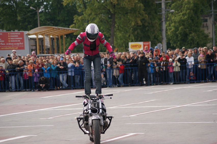 Rawska Majówka 2013: pokaz akrobatyki motocyklowej [ZDJĘCIA]