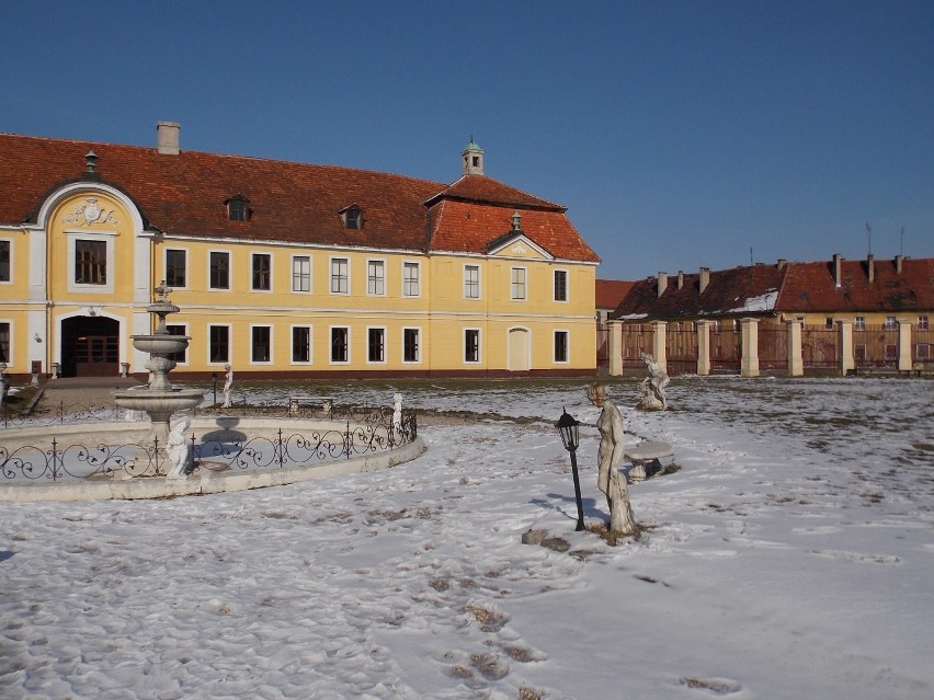 Zespół Pałacowo-Parkowy w Brodach to miejsce wyjątkowe,...