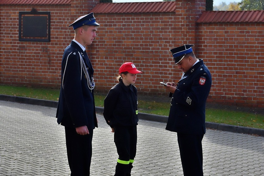 W uroczystości udział wzięło kilka tysięcy strażaków, w tym...