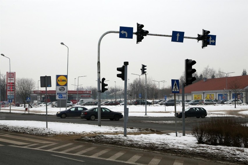 Awaria sygnalizacji na skrzyżowaniu Kostromskiej i Al....