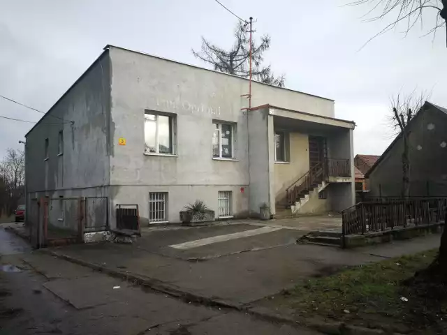 W budynku po byłym posterunku policji gmina Szczaniec planuje utworzenia żłobka i dziennego domu dla seniorów