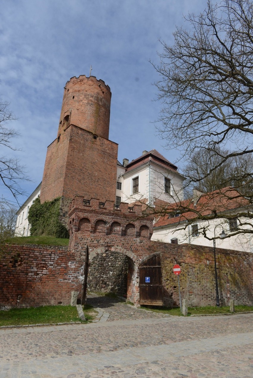 Nocne zwiedzanie Zamku Joannitów w Łagowie. Odkryj magiczny kawałek historii! [zdjęcia]