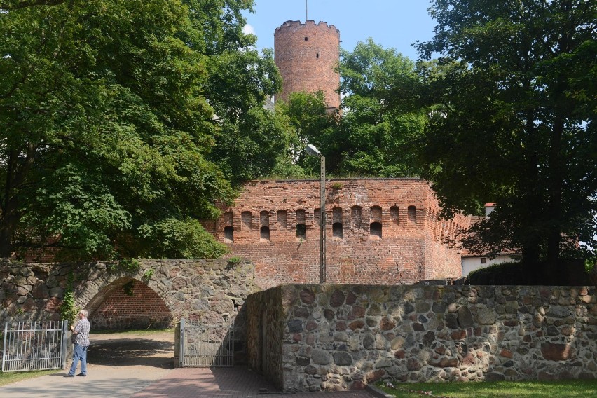 Nocne zwiedzanie Zamku Joannitów w Łagowie. Odkryj magiczny kawałek historii! [zdjęcia]