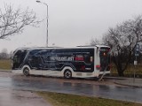 Nowy autobus elektryczny na ulicach Szczecinka. Tę firmę w mieście dobrze znają 