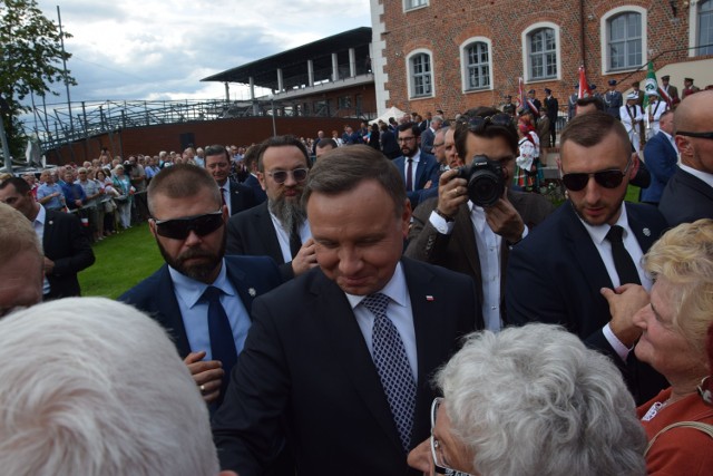 Andrzej Duda w Szczecinku i uziemniony stateczek spacerowy