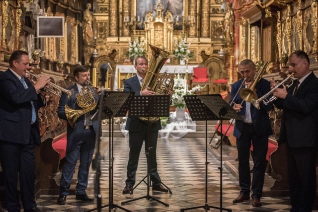 Świętokrzyski Kwintet Blaszany to laureat wsp&oacute;łorganizowanego przez &quot;Echo Dnia&quot; Festiwalu Scyzoryki w kategorii &ndash; muzyka poważna w 2012 roku.