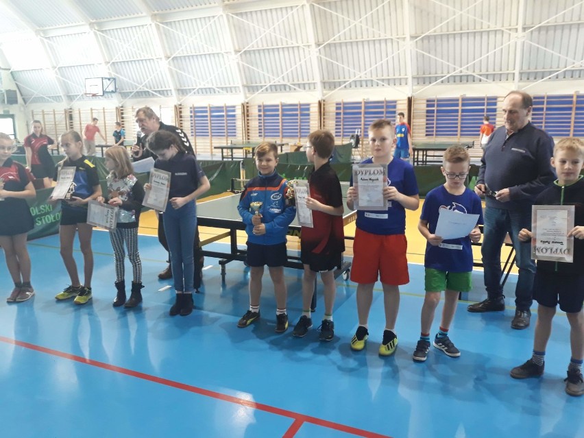 Sukcesy młodych tenistów klubu Helios Czempiń