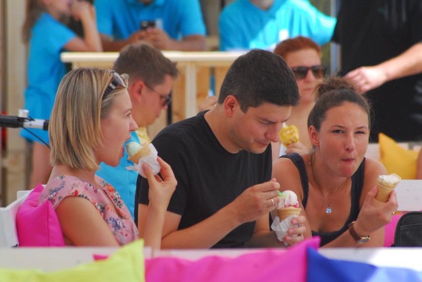 Kraków. „Zjedz na polu!” na placu Wolnica [ZDJĘCIA] 