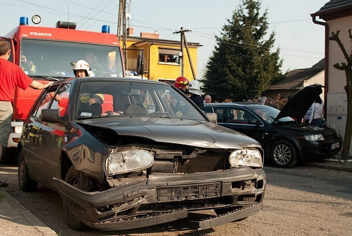 Zduny - Zderzenie aut na Łacnowej, dzieciom nic się nie stało