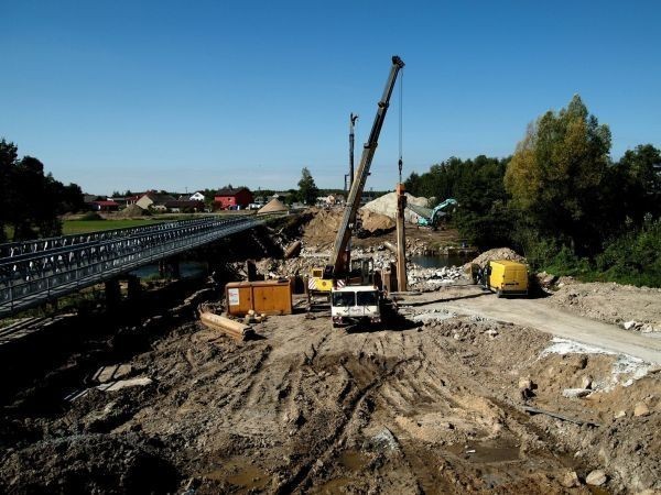 Nowy most w Rychłocicach będzie przejezdny w 2014 roku
