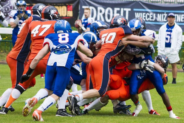 9. kolejka Topligi futbolu amerykańskiego: Warsaw Eagles - Kozły Poznań