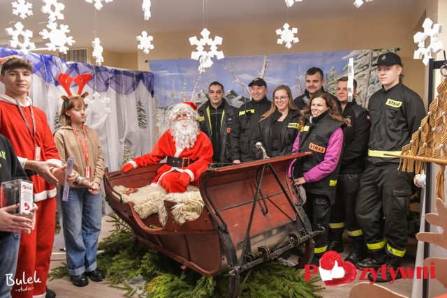 Stowarzyszenie Pozytywni w Oświęcimiu po raz trzeci zorganizowało bożonarodzeniowy bazar charytatywny