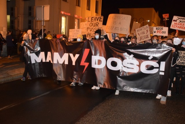 Protest kobiet Gniezno. Sprzeciwiają się zmianom w przepisach aborcyjnych