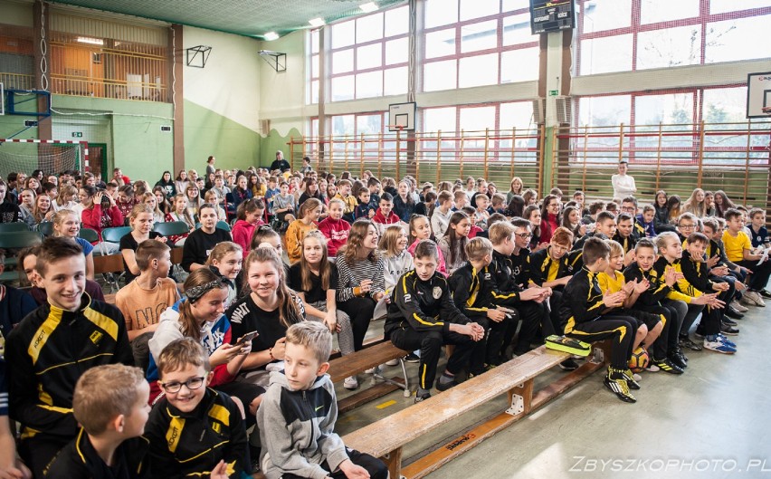 Piłkarze Górnika Zabrze na spotkaniu z uczniami w Szkole...