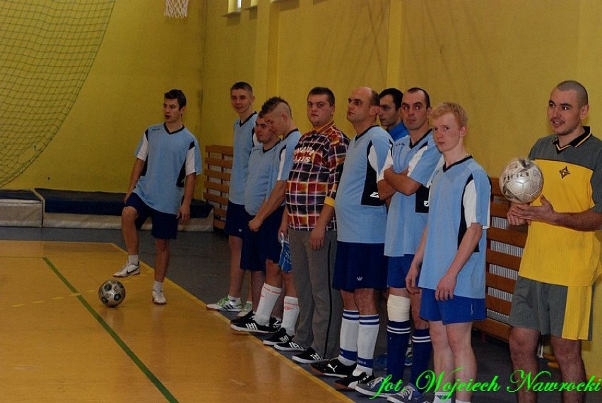 OSP Czerniewice zwycięscą turnieju piłki nożnej halowej w Choceniu [zdjęcia]