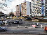 Uwaga! Zmiany na ul. Kraszewskiego i placu Niepodległości w Toruniu. Powstanie tymczasowe rondo