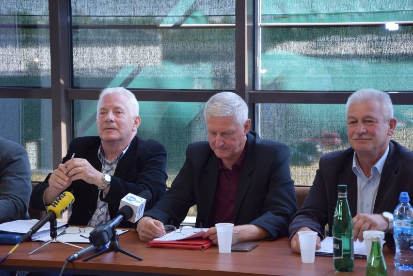 Upadłość ISD Huty Częstochowa. Związkowcy zszokowani "irracjonalną" decyzją sądu, zapowiadają na poniedziałek wielki protest [ZDJĘCIA]