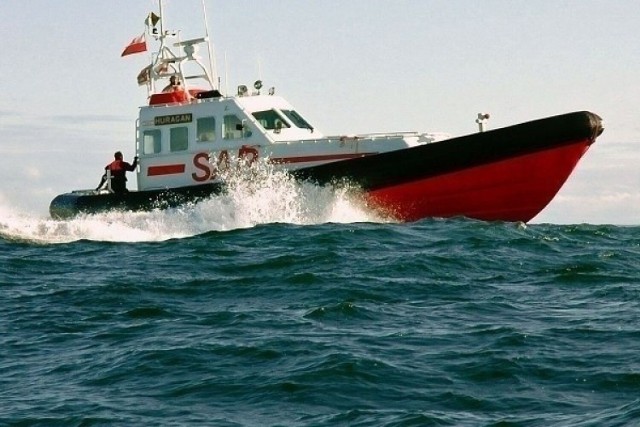 Do przewrócenia się jachtu doszło przy sztormowej pogodzie 8 kwietnia 2022 roku. Mimo interwencji SAR udało się uratować tylko jednego członka czteroosobowej załogi.
