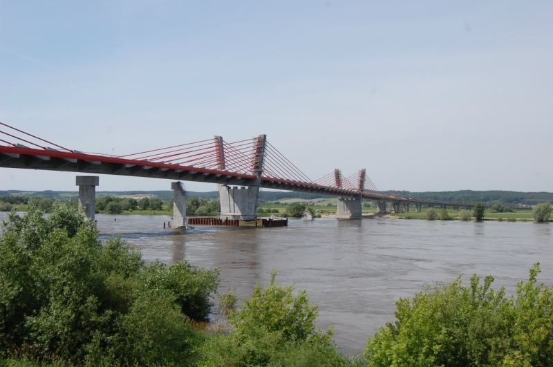 Kwidzyn: Most przez Wisłę na ostatniej prostej. Samochody przejadą nim za nieco ponad miesiąc