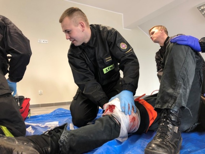 Gmina Wejherowo. Strażacy ochotnicy przeszli szkolenie z udzielania pierwszej pomocy [ZDJĘCIA]