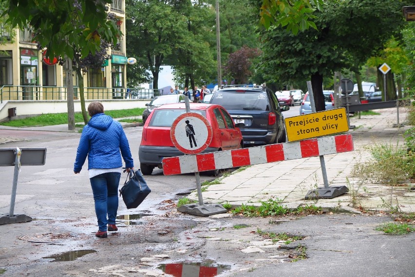 Zamknięta ulica Próchnika w Piotrkowie