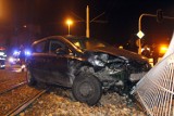 Wypadek na ul. Zgierskiej w Łodzi. Zderzyły się dwa samochody