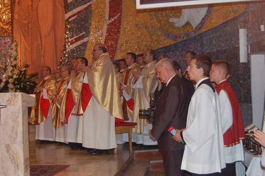 Abp Głódź ukoronował obraz Matki Boskiej