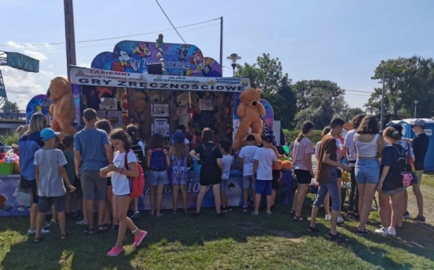 Piknik Rodzinny Organizacji Pozarządowych w Sztutowie. Moc kolorów nad Wisłą Królewiecką