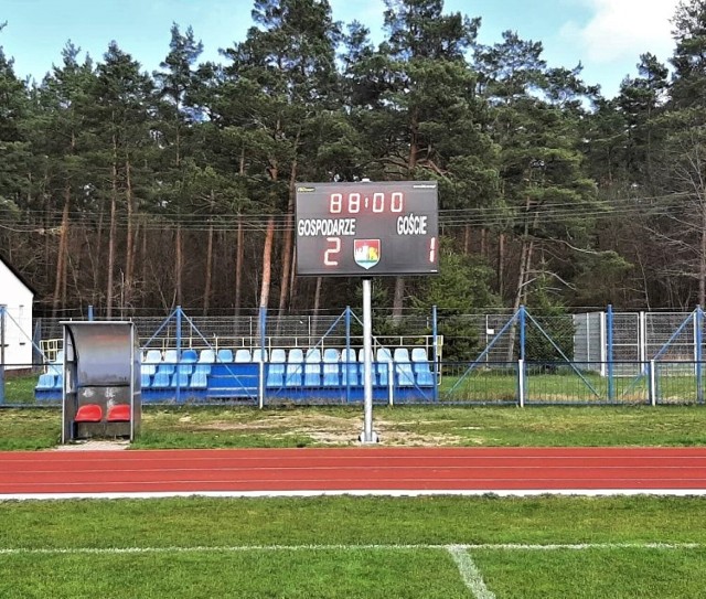 Doposażenie Stadionu Miejskiego w Lęborku w zewnętrzną tablicę świetlną mogło zostać wykonane dzięki zwycięskiemu projektowi w Budżecie Obywatelskim edycji 2023.