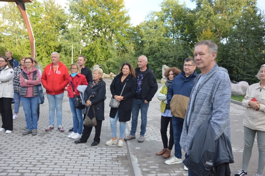 Ławka, żubr i... misa z wodą? Niezwykłe rzeźby powstały na kolejnym sympozjum Geometria Kamienia