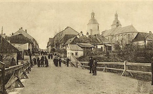 Sądeczanie obawiają się, że niższa ranga miasta doprowadzi do jego regresu. Na zdjęciu Nowy Sącz naszych dziadków...