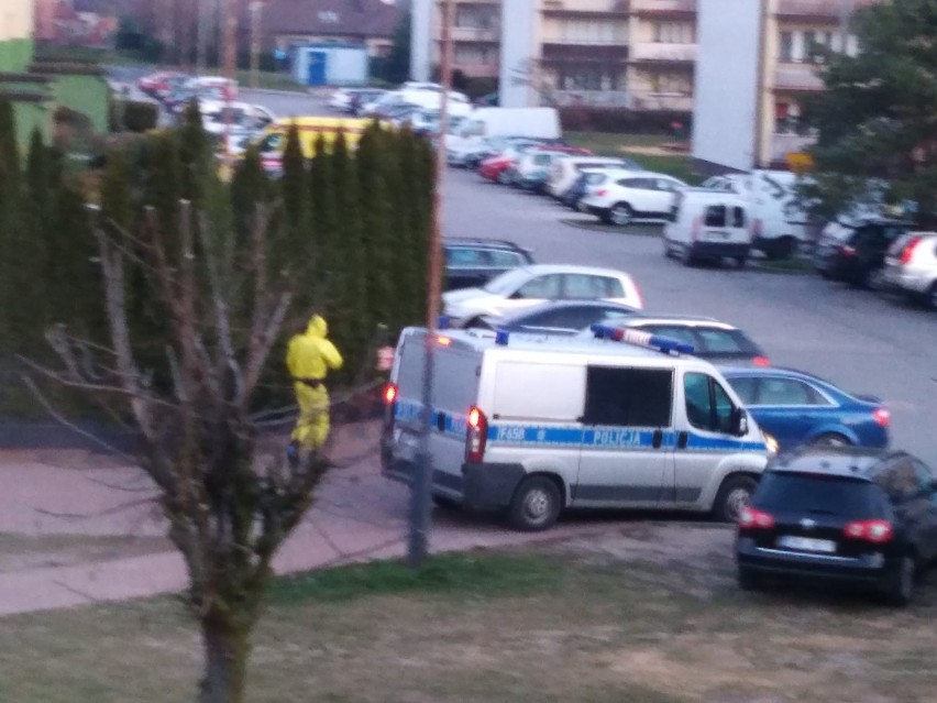 Wieluńscy policjanci interweniowali do agresywnego pacjenta[FOTO,WIDEO]