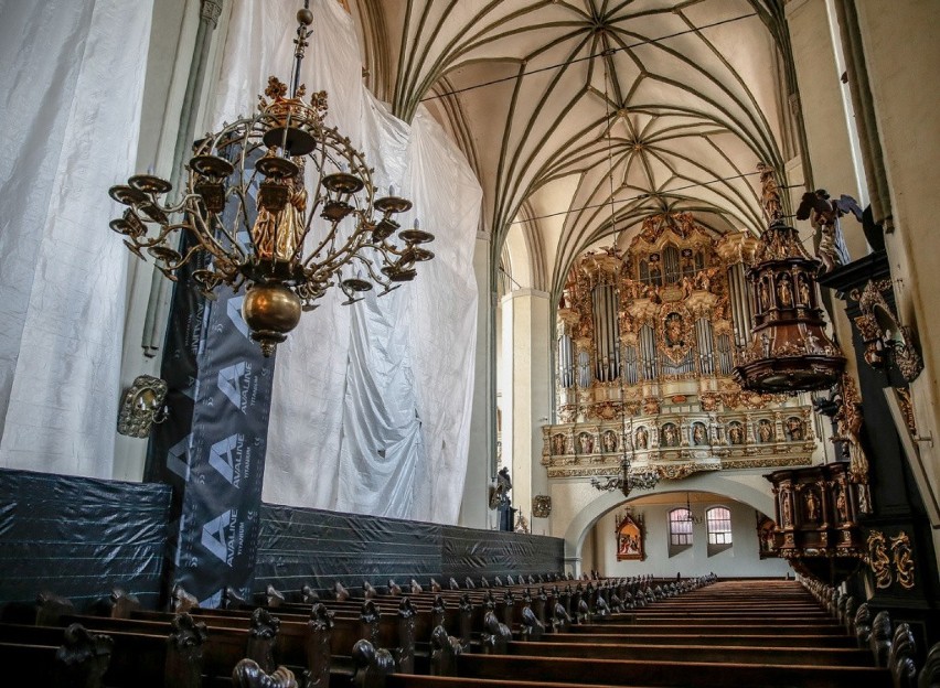 Po 643 dniach wierni znów wrócą do bazyliki św. Mikołaja. "To uczucie, jakby ktoś bliski obudził się ze śpiączki".