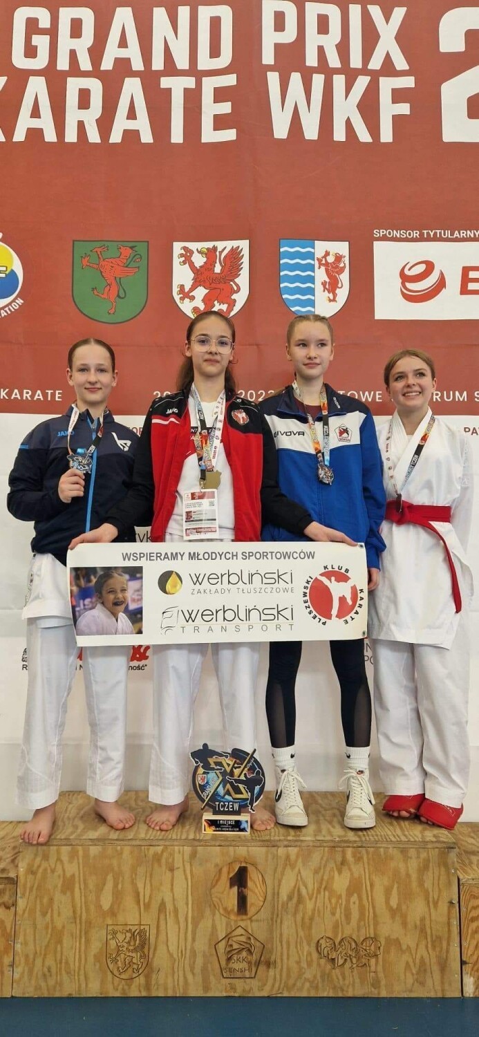 Zawodnicy Pleszewskiego Klubu Karate w Tczewie walczyli o kolejne medale. Jak się spisali?