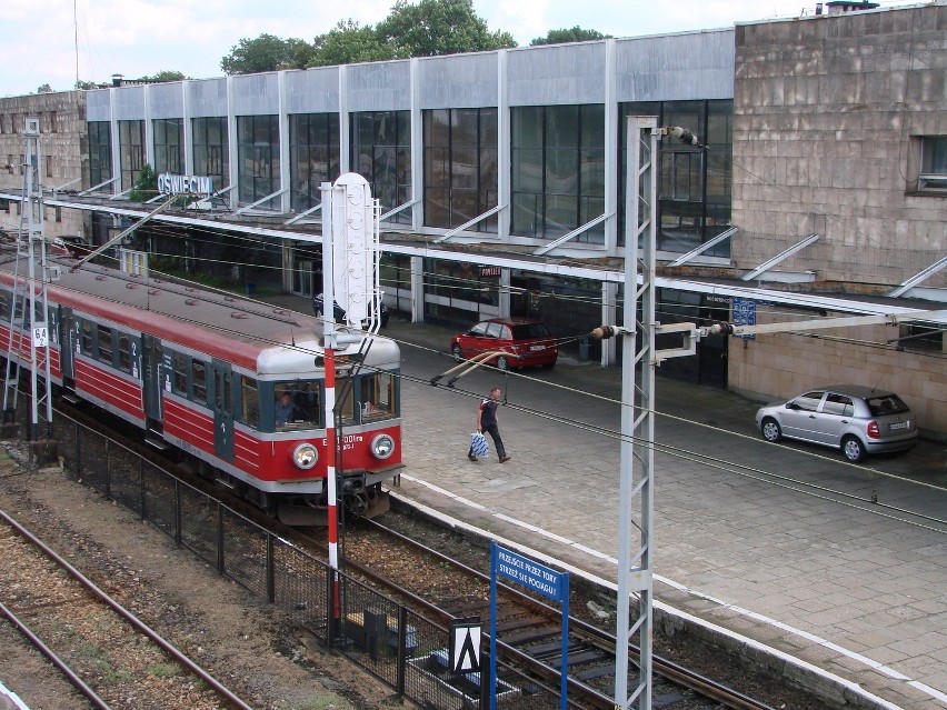 Dworzec w Wadowicach został wyremontowany i stoi pusty